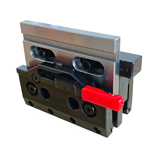 bending machine clamping